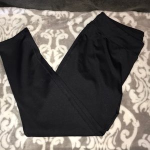 Girl bcg 7/8” workout leggings.